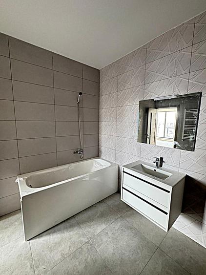 Apartament cu 3 camere si loc de parcare de vanzare in Tomis Plus, comision 0% - 10