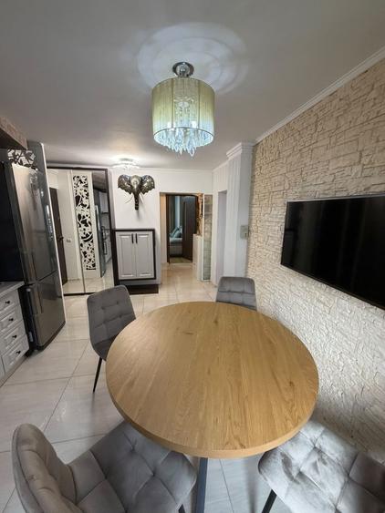 Apartament de vanzare - 5