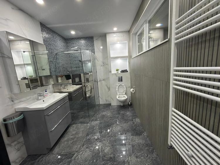 Apartament cu 2 camere decomandat în Trivale