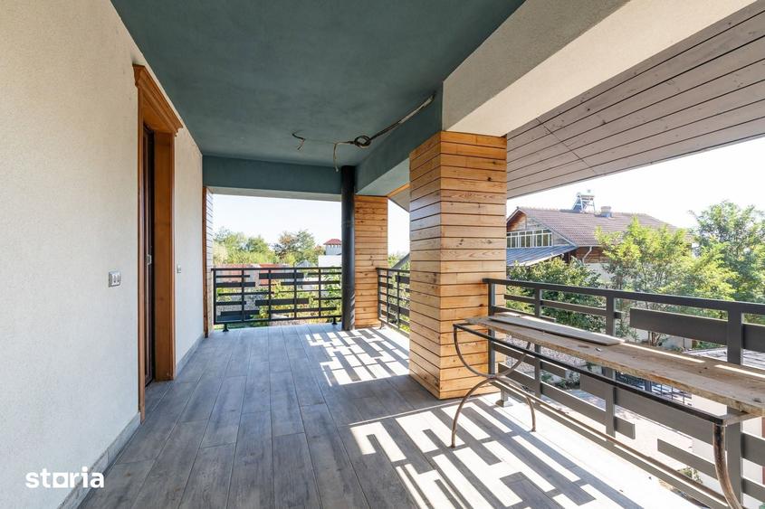 Casă cu Teren 1800 Mp în Răzvad