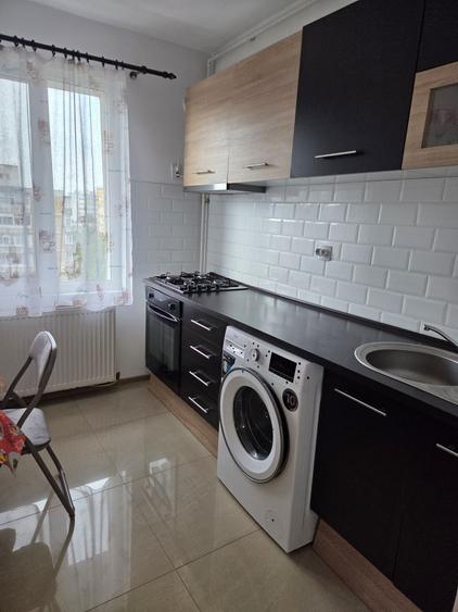 Apartament cu 2 camere decomandat în Gorjului