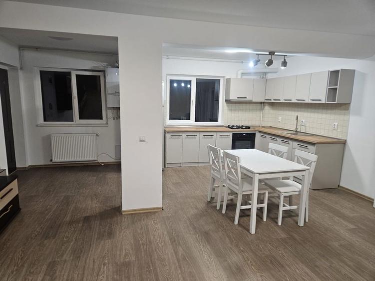 Apartament cu 2 camere decomandat în Câmpului