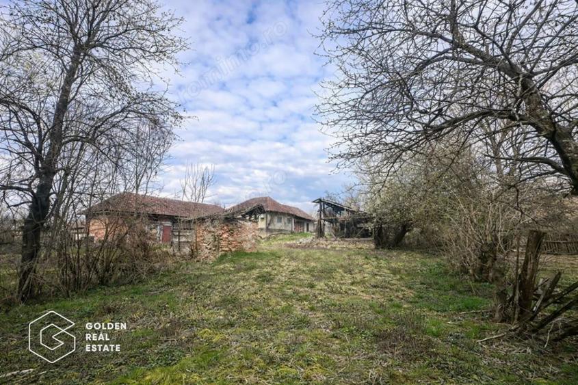Casă cu 3 camere cu Canalizare în Măgulicea