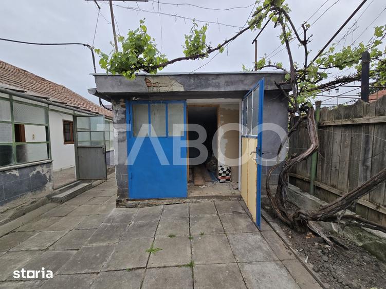 Casă cu 5 camere decomandat cu Teren 412 Mp în Terezian