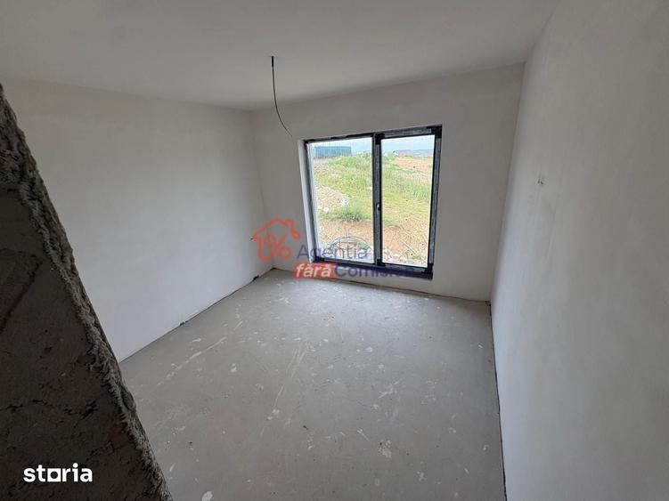 Casă cu 4 camere cu Teren 380 Mp în Central
