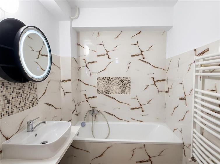 Apartament cu 2 camere decomandat în Burdujeni
