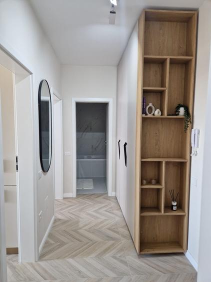 Apartament cu 2 camere decomandat în Runcu