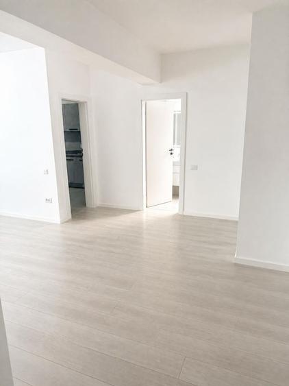 Apartament cu 2 camere decomandat în Păcii