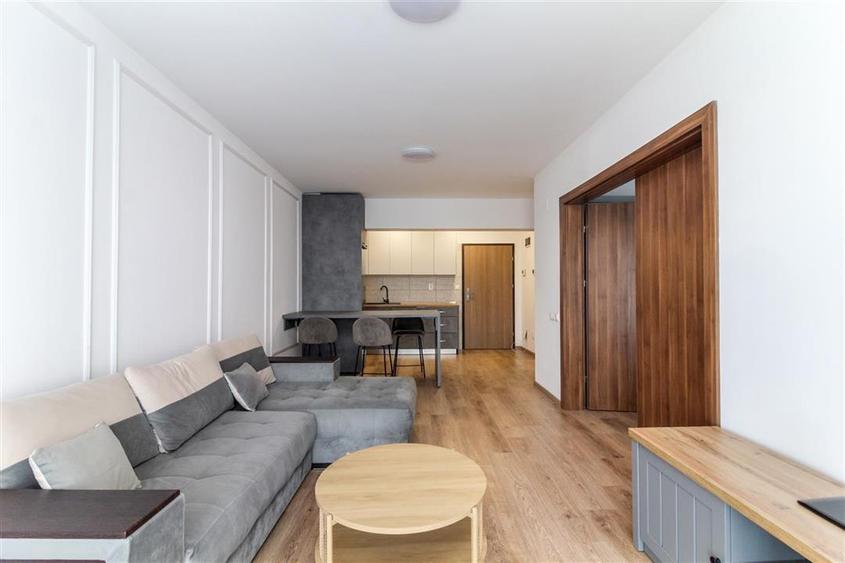 Apartament cu 2 camere semidecomandat, mobilat în Gheorgheni