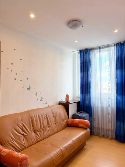 Apartament cu 3 camere semidecomandat în Drumul Taberei
