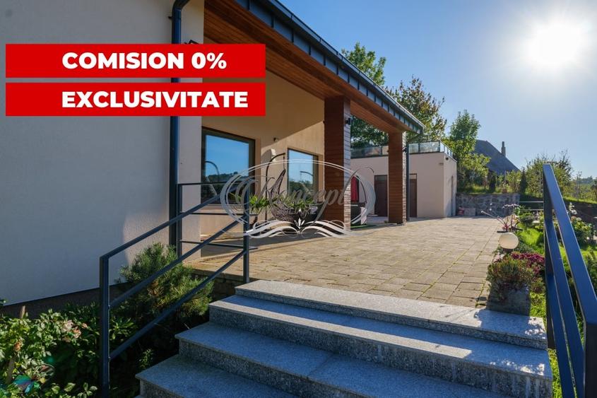 Casă individuală cu 7 camere cu Canalizare în Feleacu