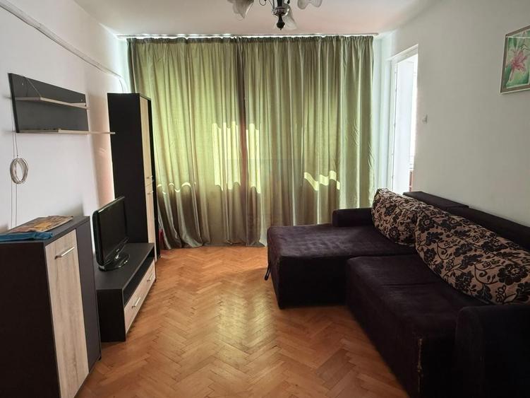 Apartament cu 2 camere semidecomandat, mobilat în Lujerului