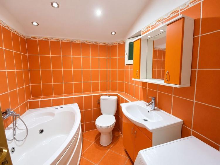 Apartament cu 2 camere nedecomandat, mobilat în Bălcescu