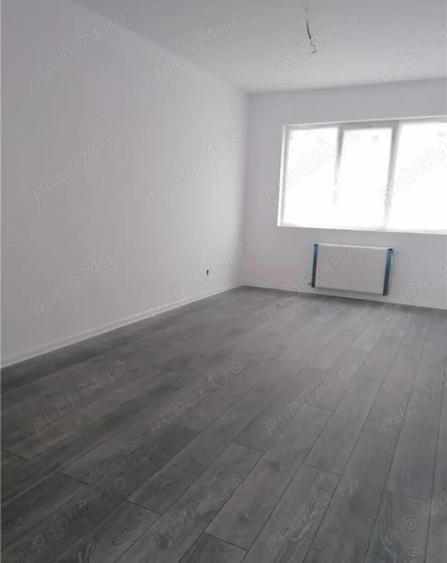 Casă cu 5 camere în Roșu