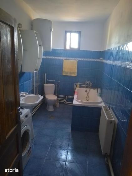 Casă cu 3 camere cu Teren 781 Mp în Ineu