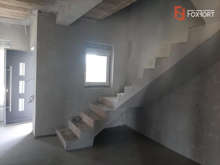 Duplex cu 4 camere cu Teren 287 Mp în Bucovăț (Remetea Mare)