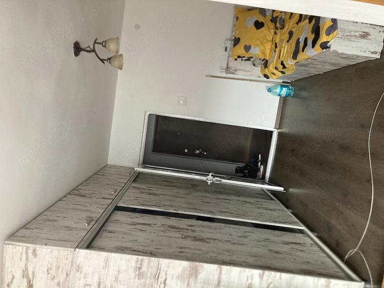 Garsonieră decomandată în Plopilor