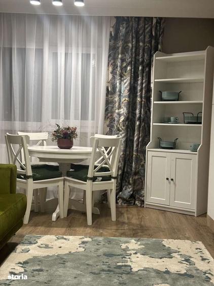 Apartament cu 2 camere decomandat în Exterior Vest