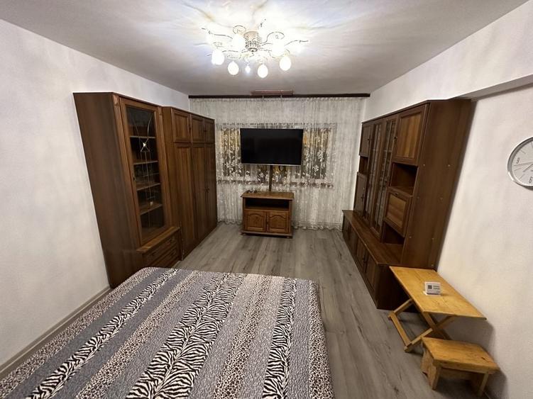 Casă cu 2 camere cu Teren 60 Mp în Exterior Vest