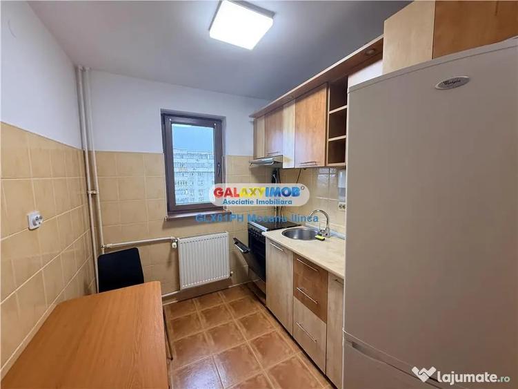 Apartament cu 2 camere decomandat în Republicii