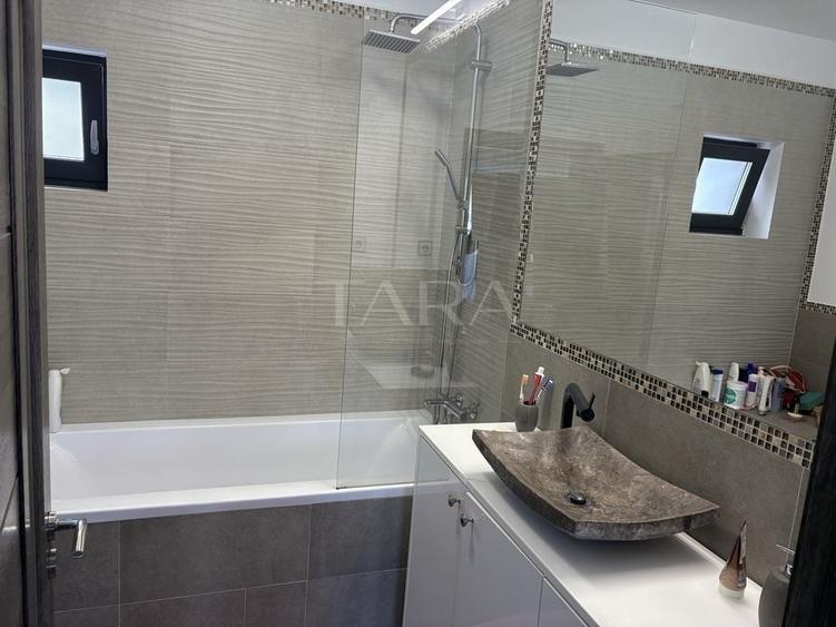 Apartament cu 3 camere decomandat, mobilat în Apahida