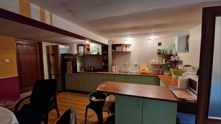 Casă cu 3 camere cu Canalizare în Firiza