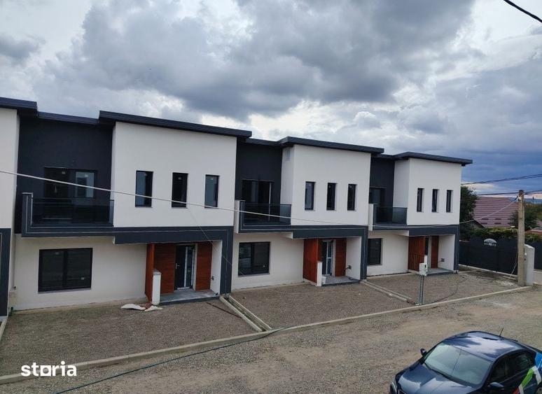 Casă cu 4 camere cu Teren 50 Mp în Valea Lupului