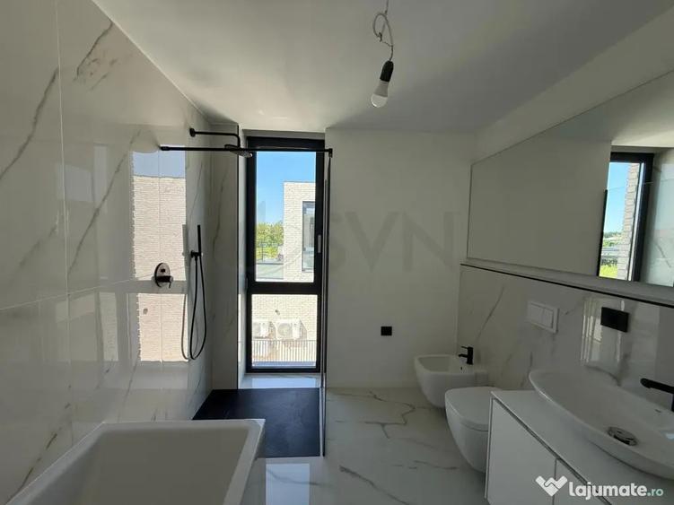 Casă cu 5 camere cu Teren 588 Mp în Corbeanca