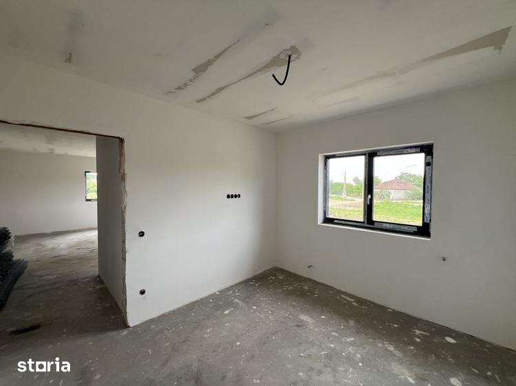 Casă cu 3 camere cu Teren 938 Mp în Viile Satu Mare