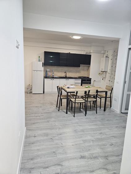 Apartament cu 3 camere în Lunca Cetățuii