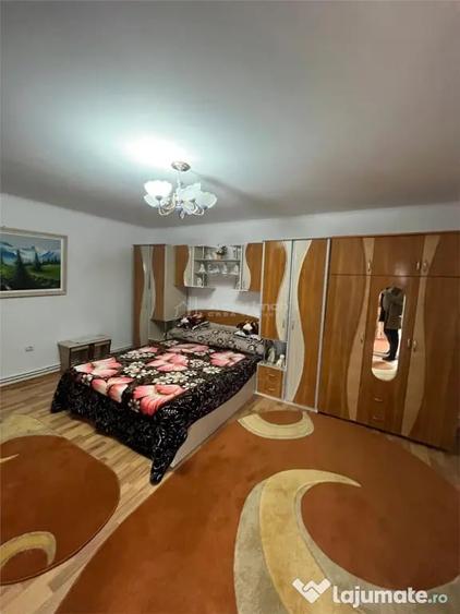 Casă cu 3 camere cu Teren 370 Mp în Smârdan