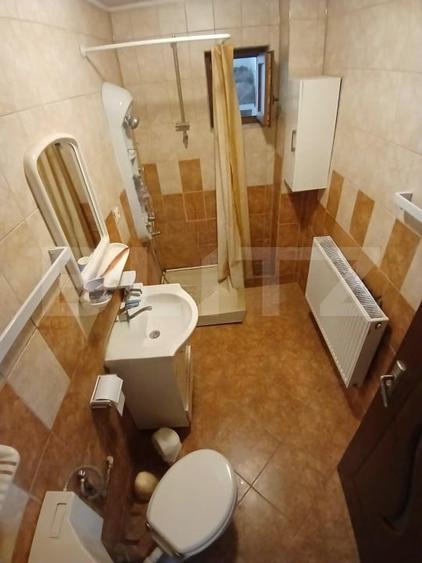 Casă individuală cu 5 camere cu Canalizare în Sânpetru