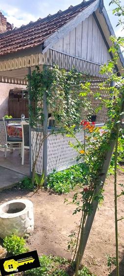 Casă cu 4 camere cu Teren 720 Mp în Central