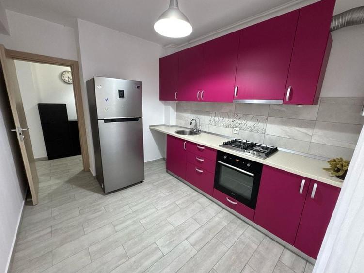Apartament cu 2 camere decomandat în Runcu