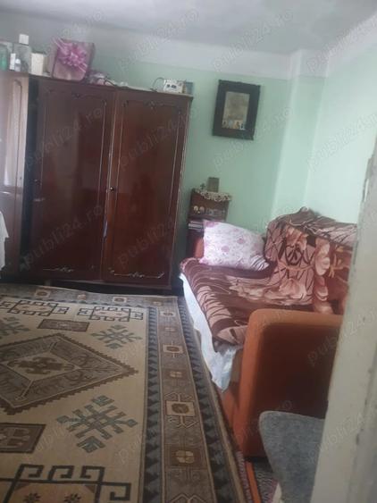 Casă cu 3 camere cu Teren 90 Mp în Tei