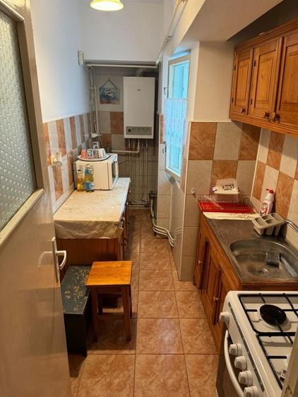 Garsonieră decomandată în Central