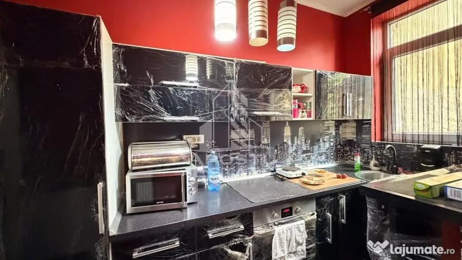 Apartament cu 3 camere decomandat în Traian