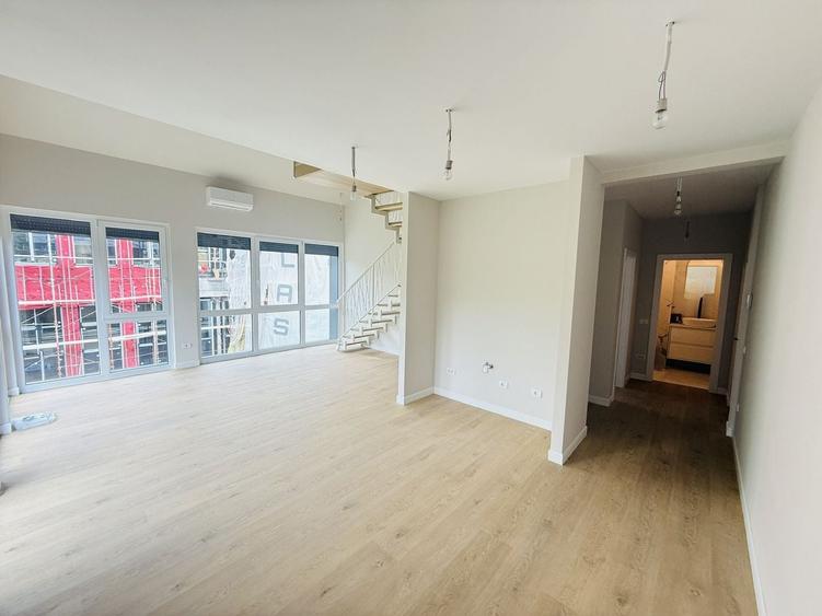 Apartament cu 3 camere în Complex Studențesc