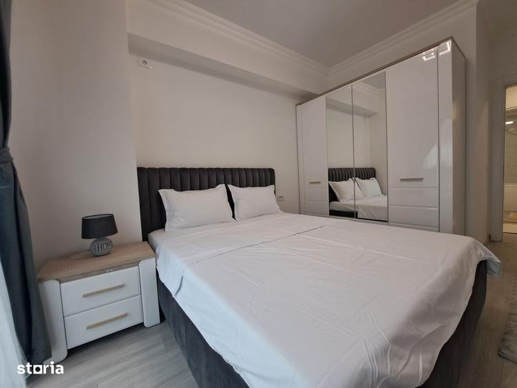 Apartament cu 3 camere decomandat în Energia
