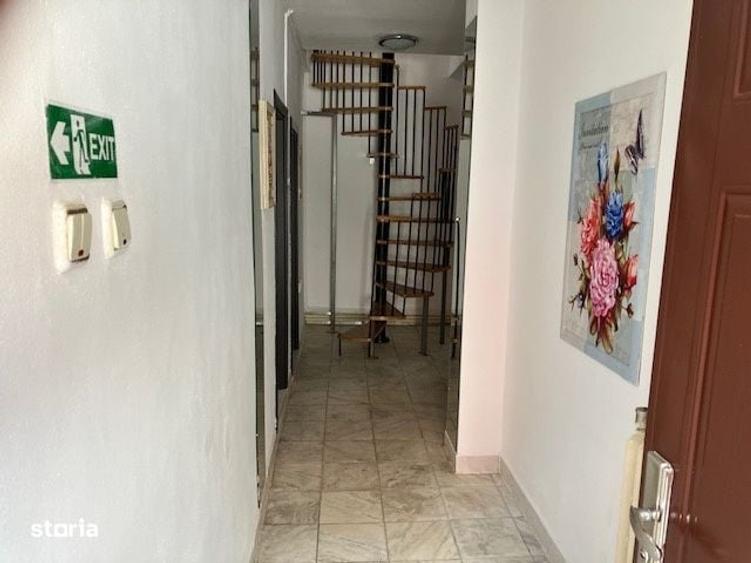 Casă cu 4 camere în Vatra Luminoasă