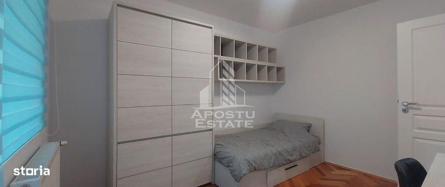 Apartament cu 3 camere decomandat în Micălaca