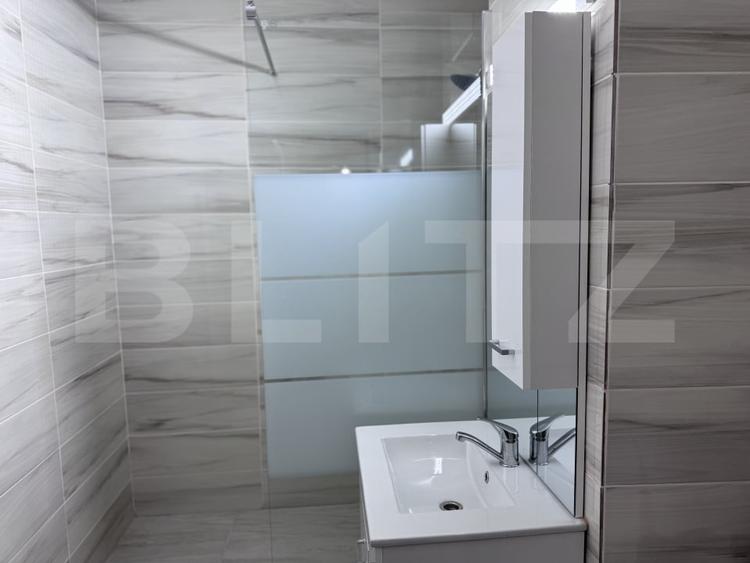 Apartament cu 2 camere decomandat, mobilat în Republicii