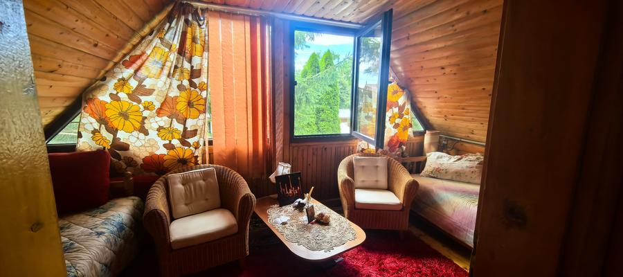 Casă individuală cu 4 camere cu Teren 503 Mp în Fronescu