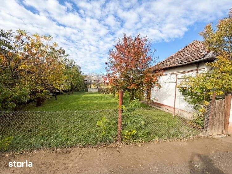 Casă cu 3 camere cu Teren 3213 Mp în Diosig