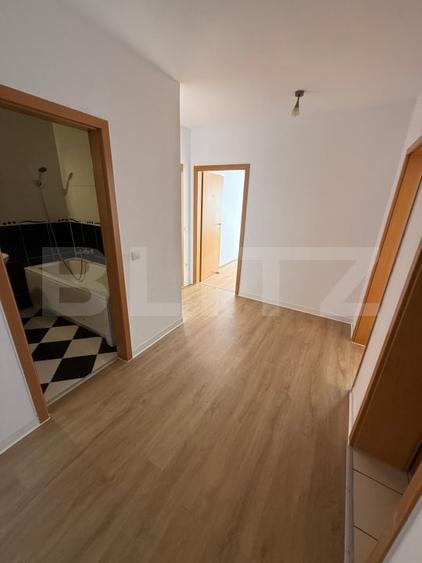 Apartament cu 3 camere decomandat în Avantgarden