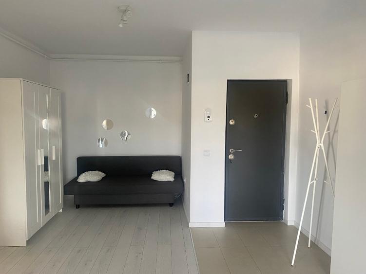 Apartament cu 2 camere semidecomandat în Mărăști