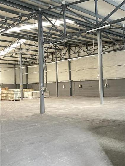 Spațiu industrial, de 1,200 mp, în Brazi