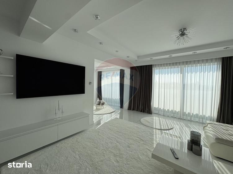 Apartament cu 4 camere în Central