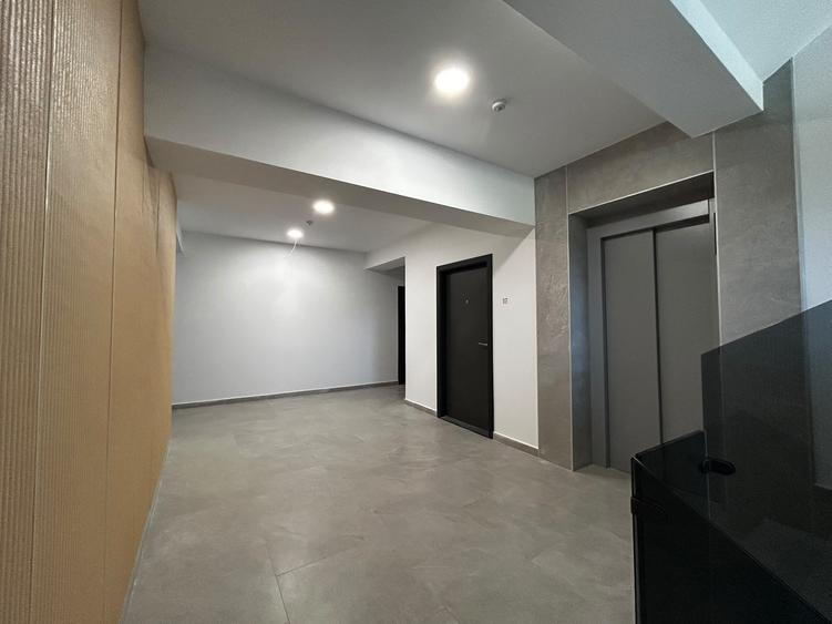 Apartament cu 2 camere decomandat în Sud