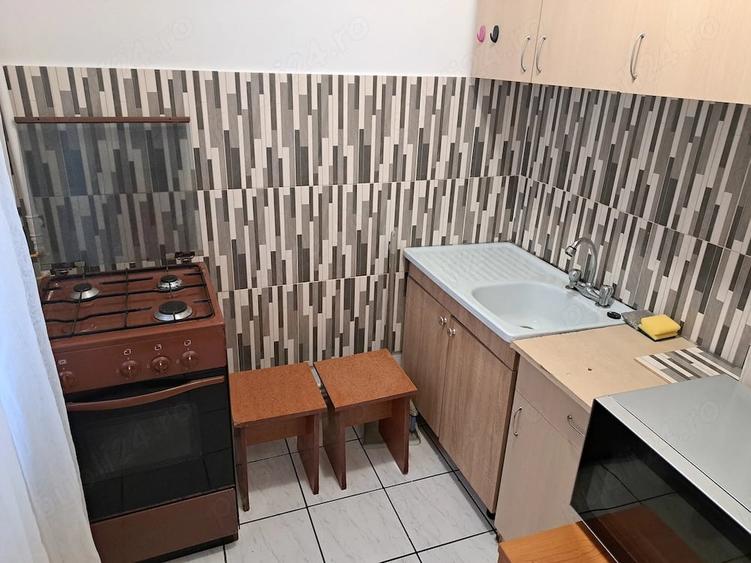 Apartament cu 2 camere nedecomandat în Central